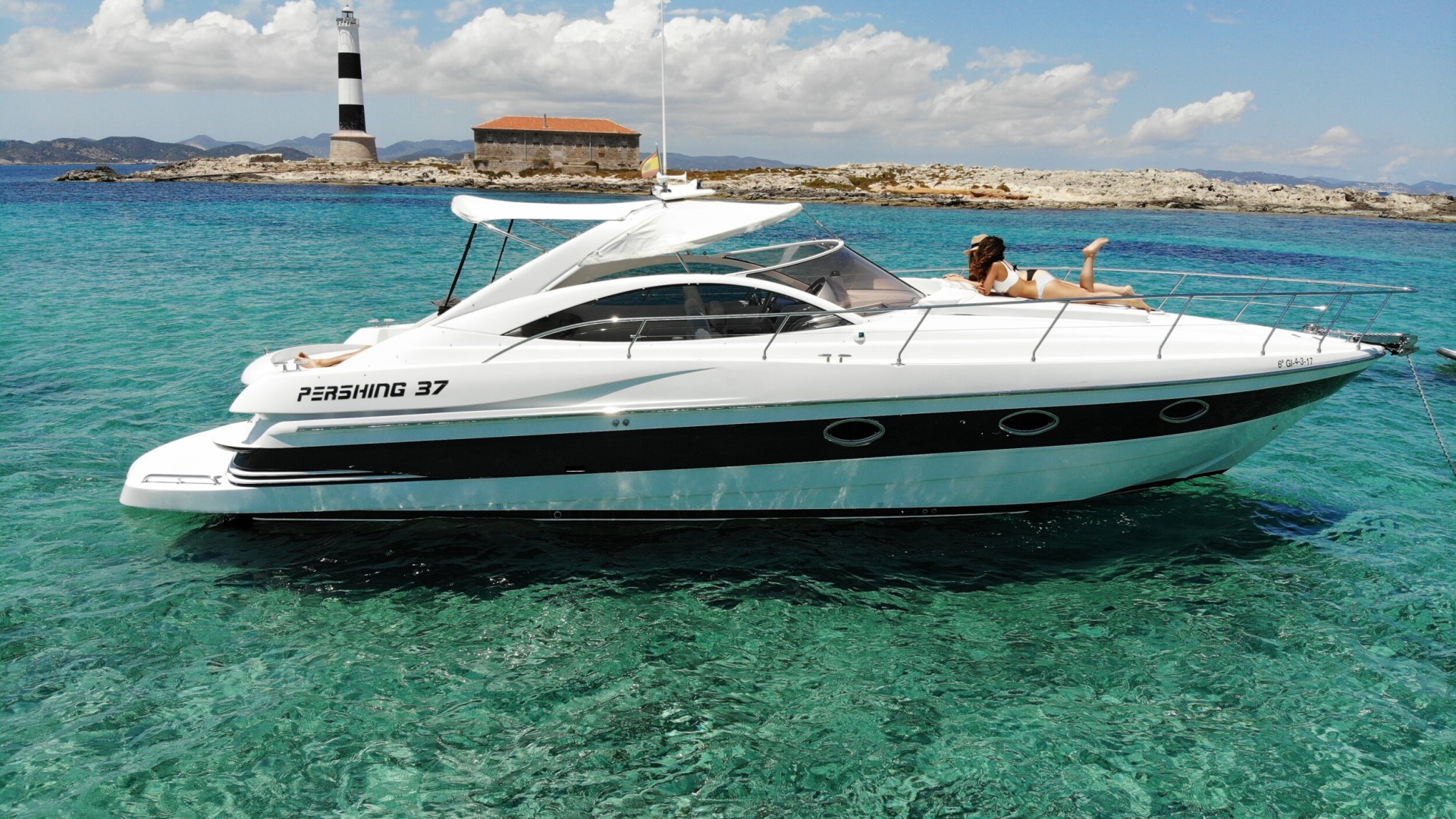 Pershing 37 Tanit 2