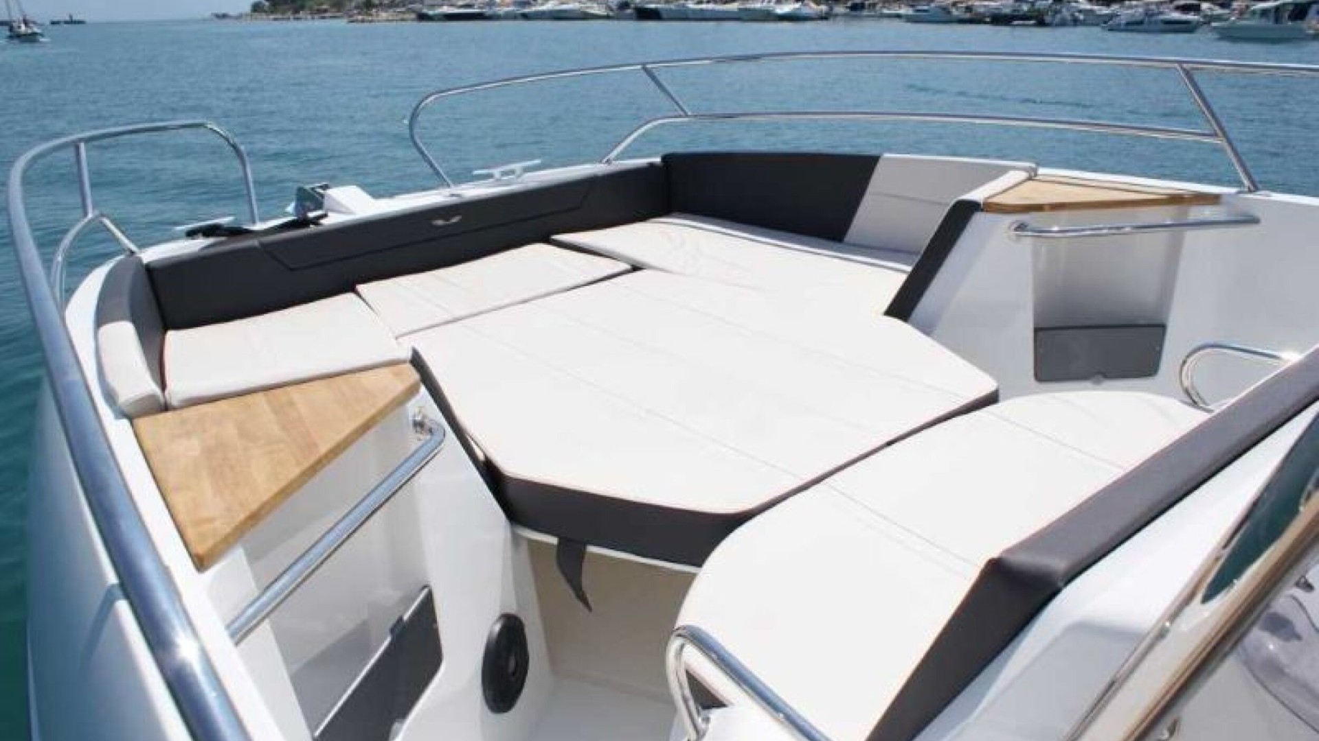 Beneteau Flyer 8.8 AMALIA 2