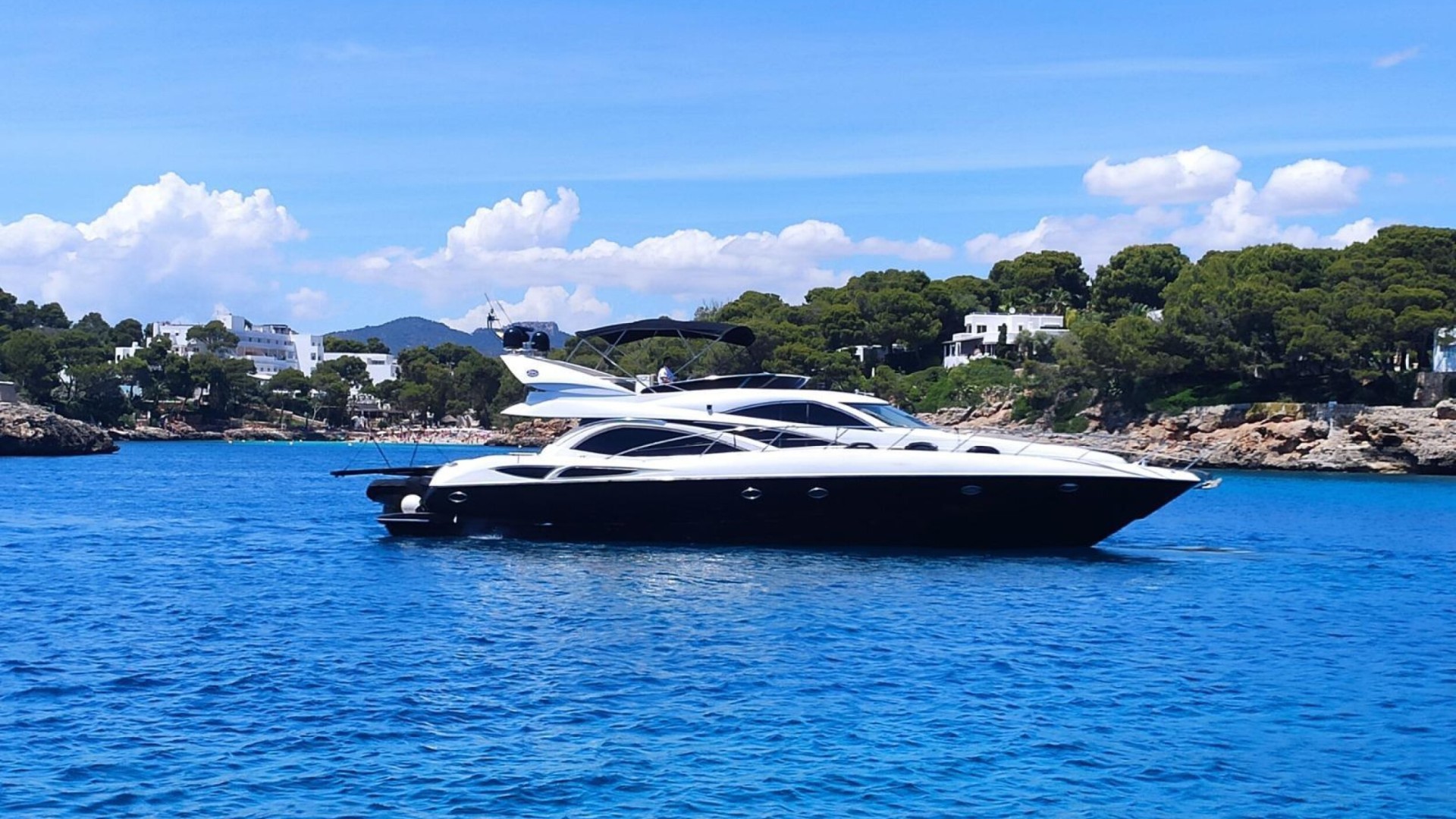 Sunseeker Manhattan 64 Sirius 1