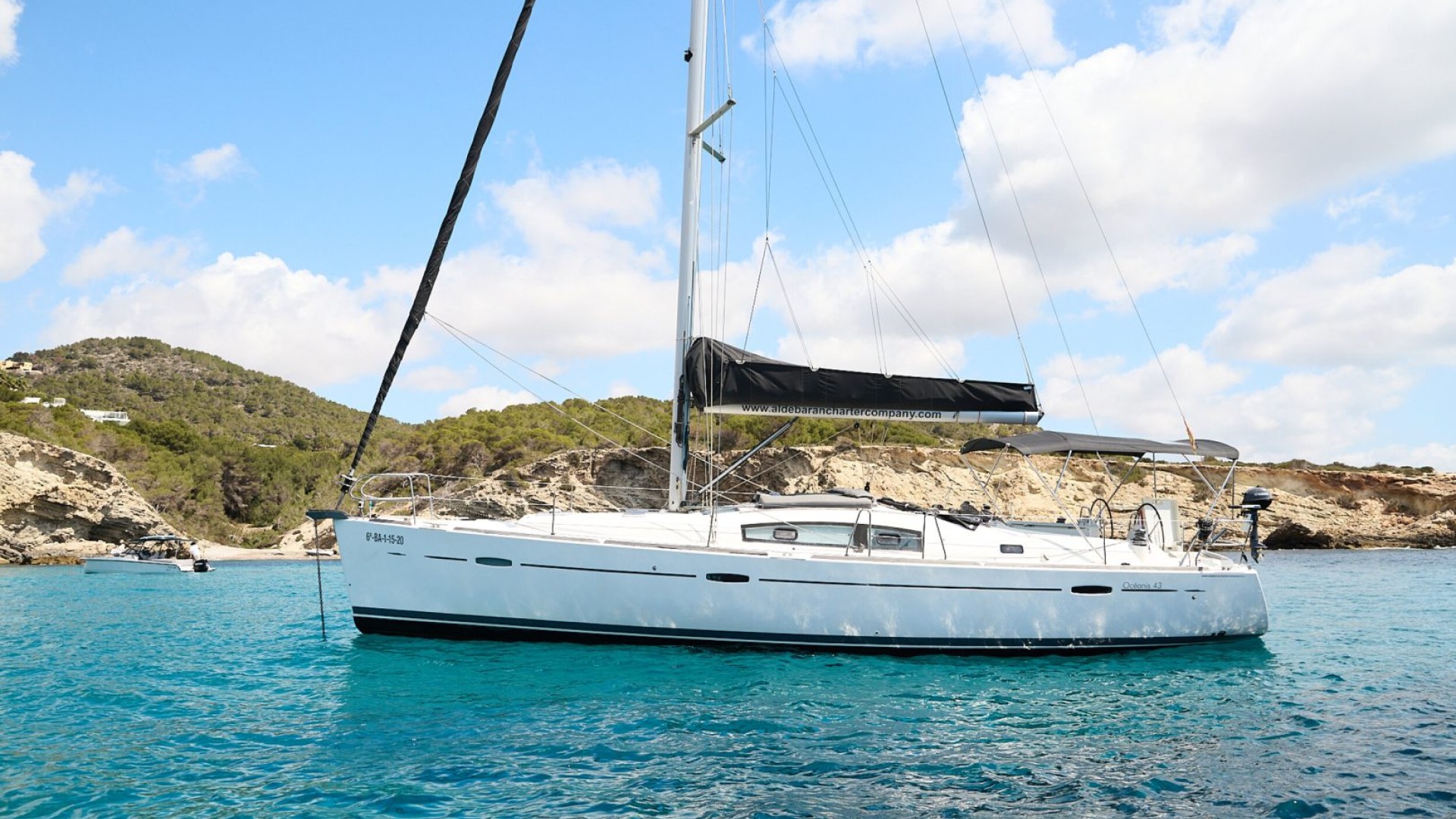 Beneteau Oceanis 43 <br> - GIN TONIC - 3