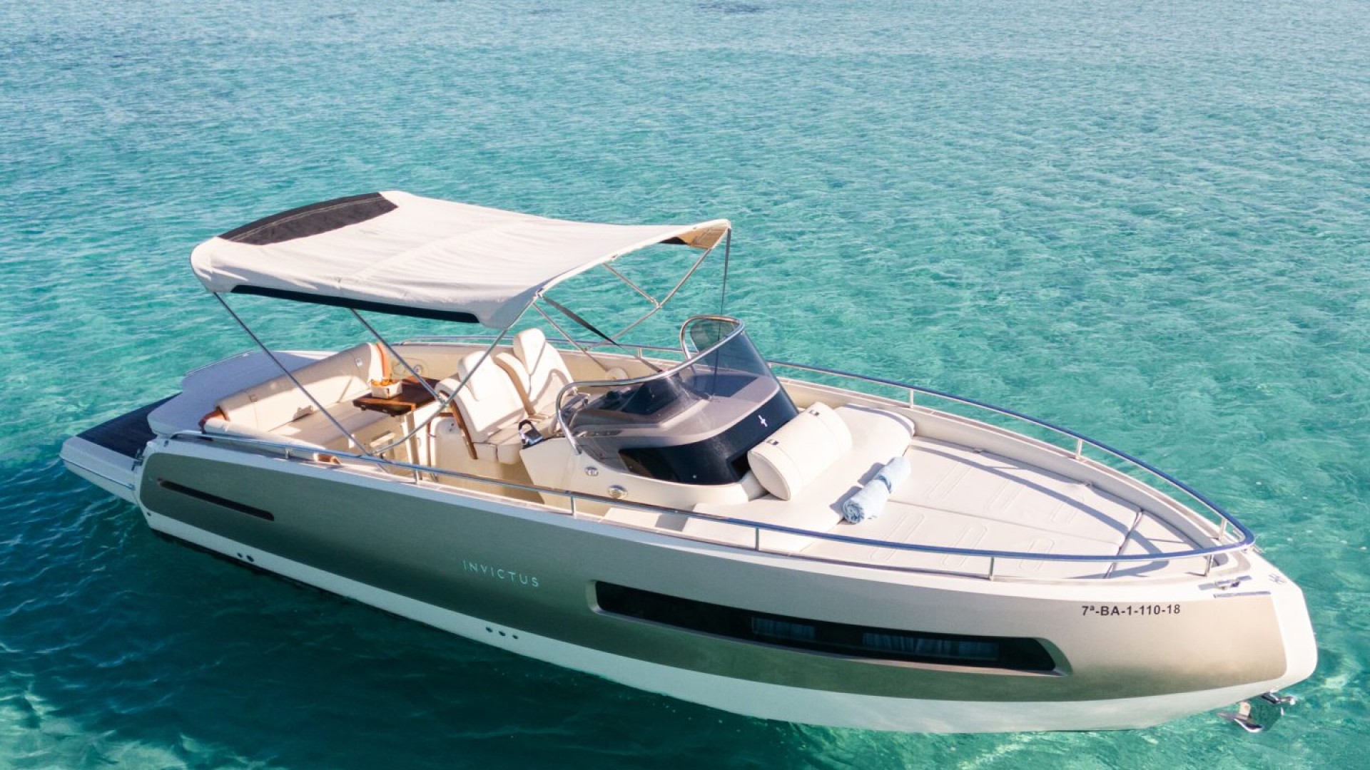 Invictus 280GT Delphi 1