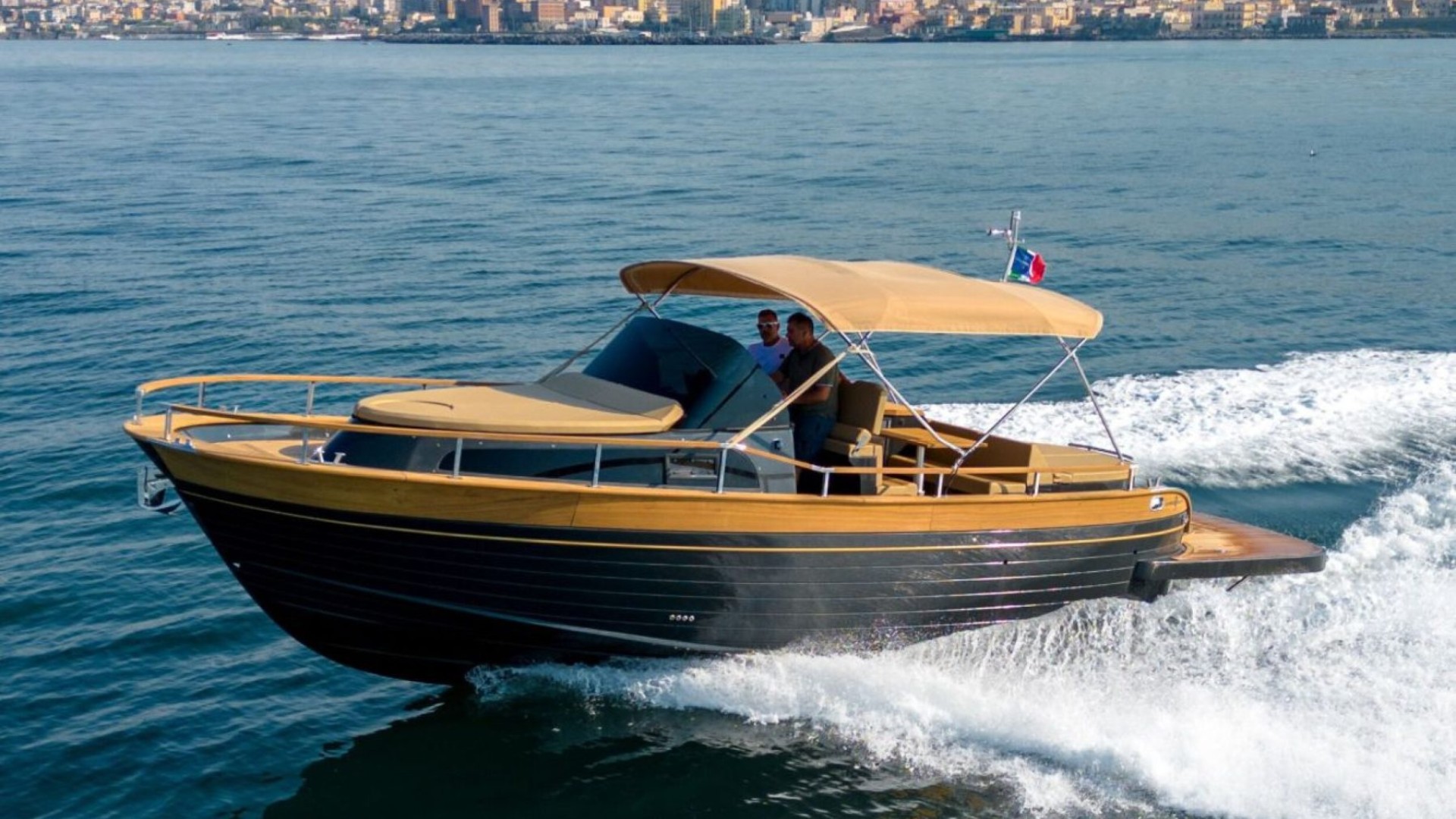 Gozzo Positano OPEN 32 NAMAKA 1