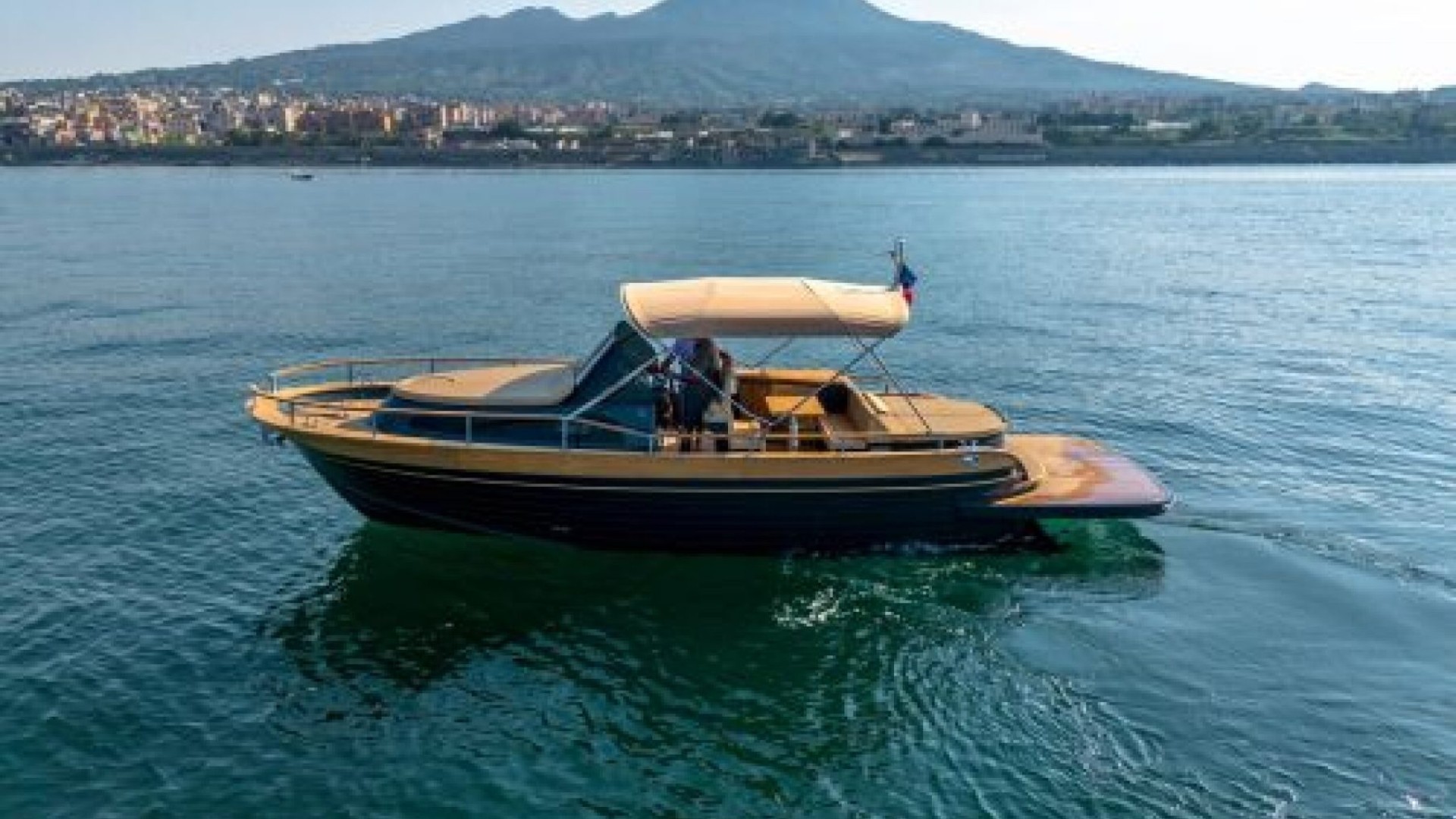 Gozzo Positano OPEN 32 NAMAKA 2