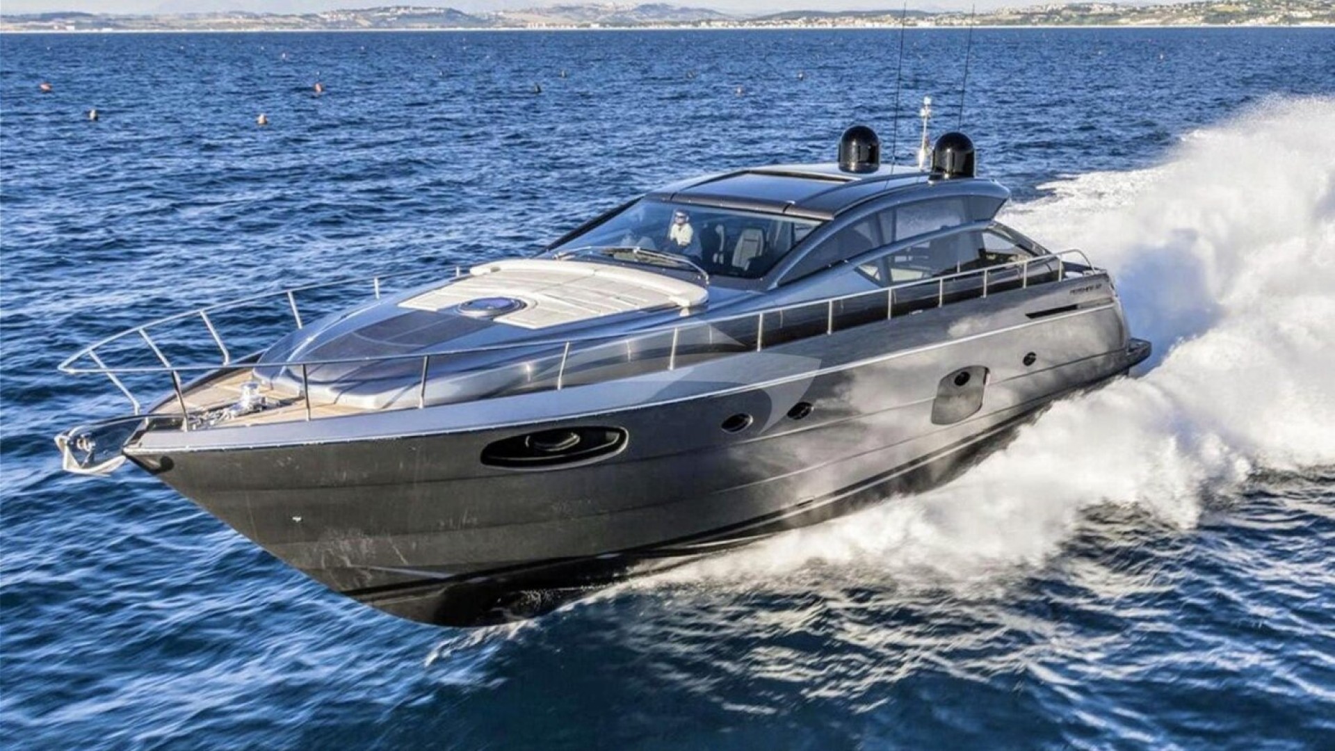 Pershing 62 Urus 1