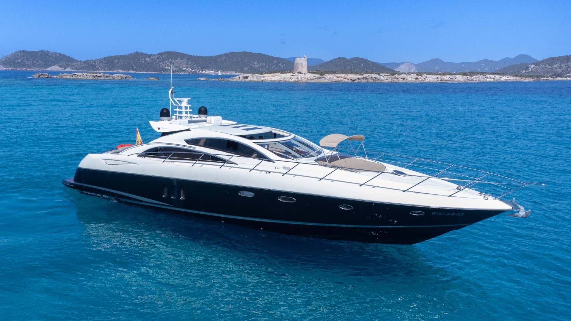 Sunseeker Predator 72 Boss 1