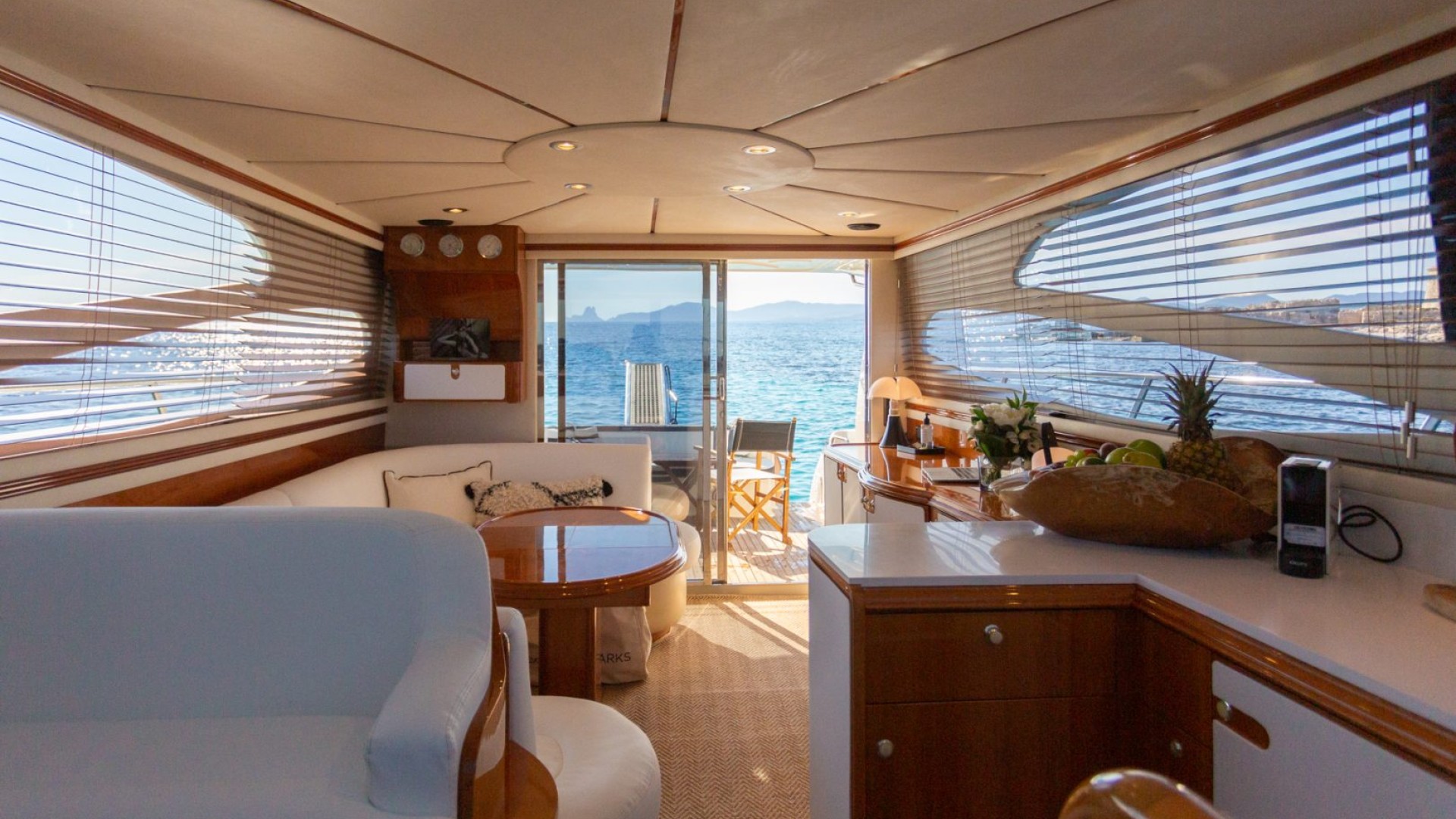 Fashion Yachts Duqueve 46 Majestic Sky 2