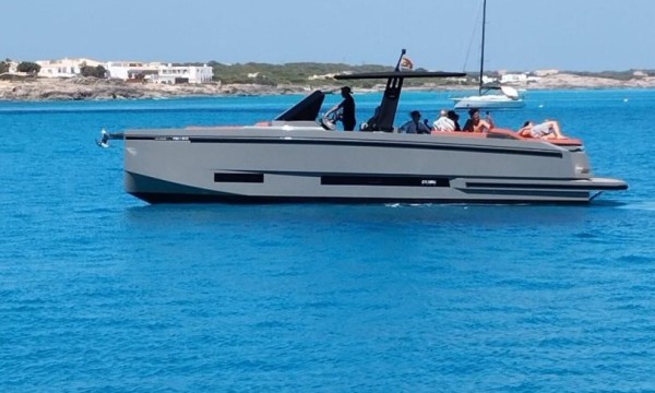 De Antonio D36 Ananda