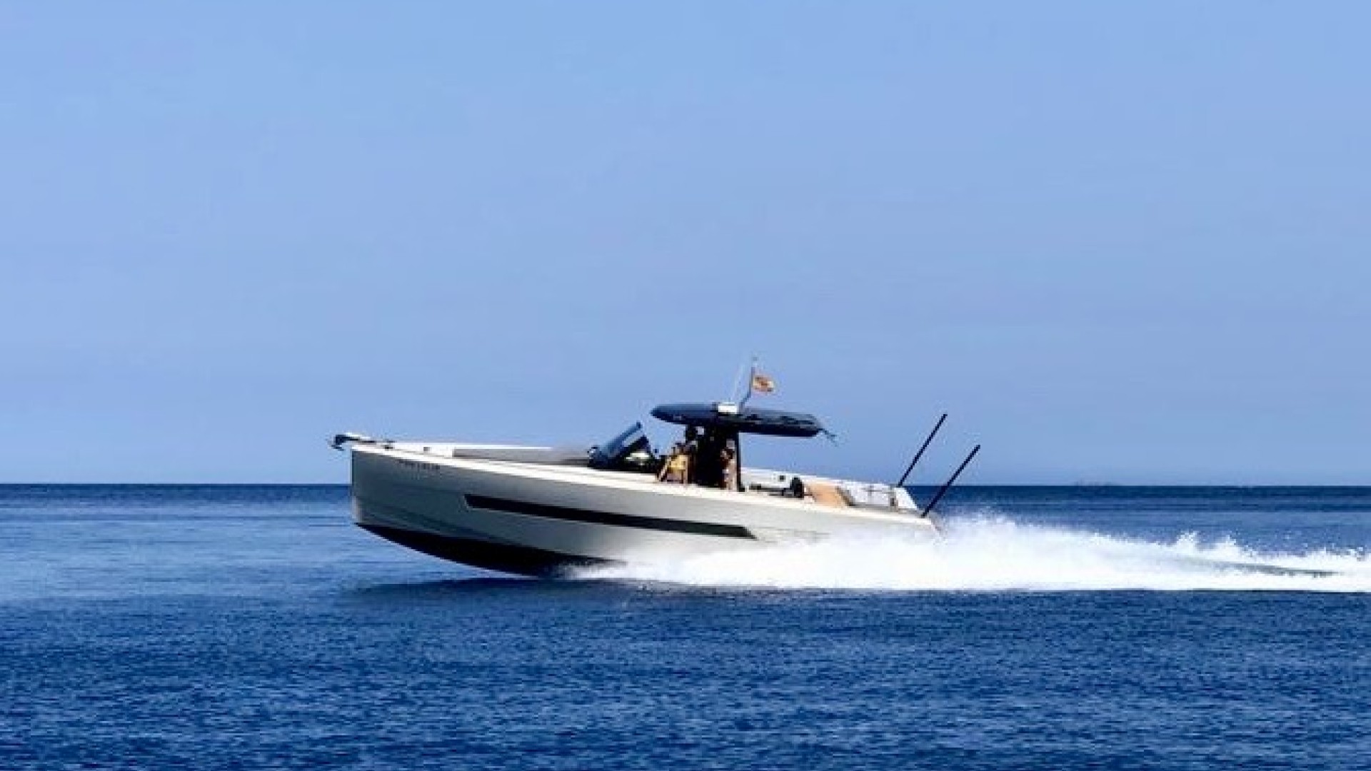 Fjord 44 open IRIZA 2