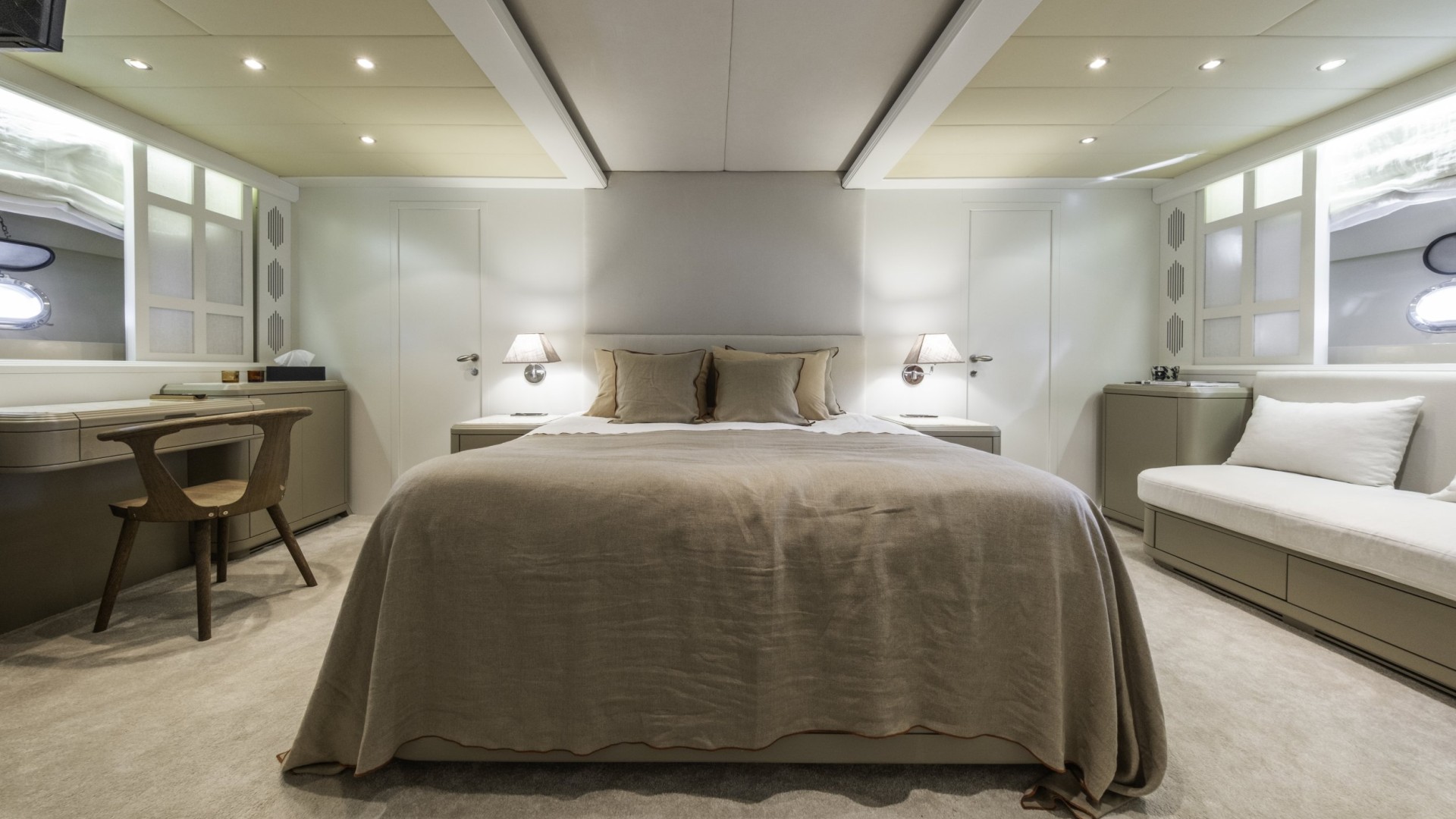 Mangusta 108 TRINITI 3