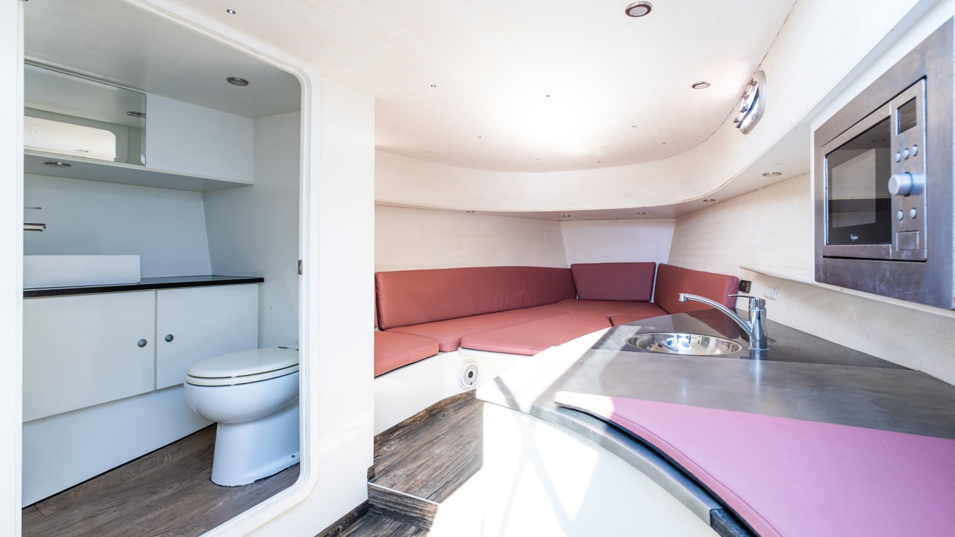 Vanquish 43 TEQUILA 3