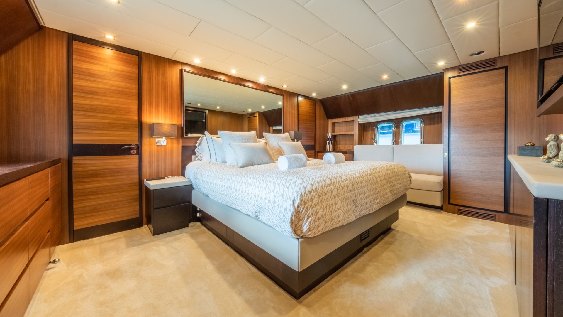 Leopard 90 AYA ONE 3