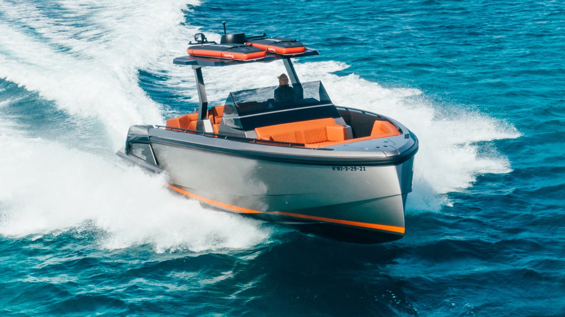 Vanquish VQ40 CAJA TRES 2