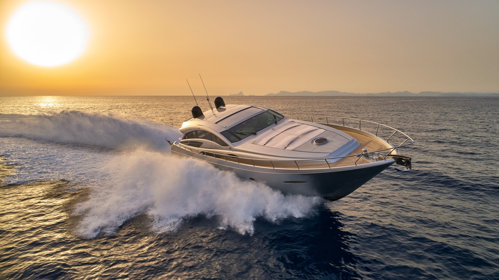 Pershing 72 LEGENDARY 2