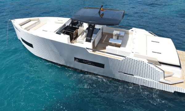 De Antonio D50 Amazona