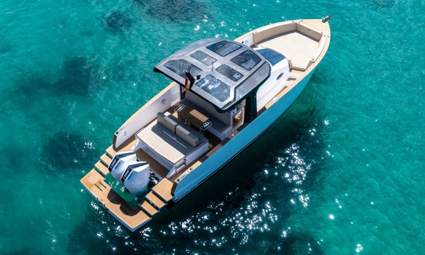 Tesoro Yachts TESORO T40 Outboard Joya