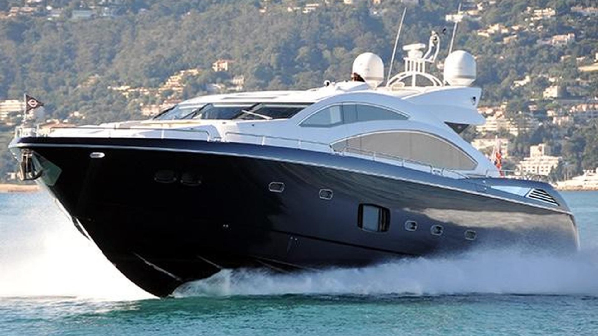 Sunseeker PREDATOR 84 ARIYAS 2