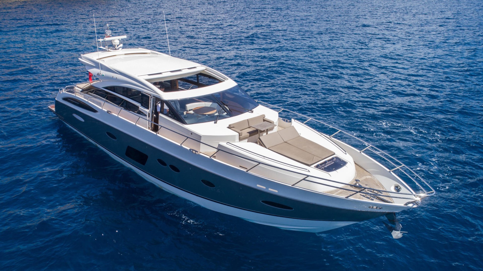 Princess V72 RUBY TUESDAY 1