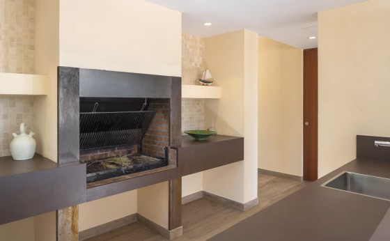 Barbacoa casa de la piscina