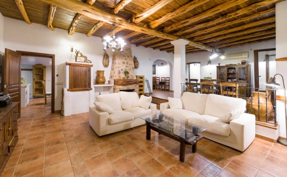 Villa Bella Ibiza - Eivillas.com-9