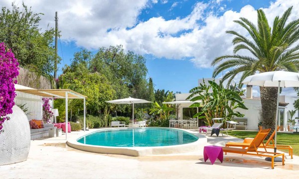 Villa Universe – 10 Pax