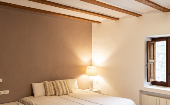 077A3442-C619-45C6-B66A-C044EAAA4816_1_105_c