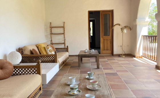 B191BB7C-11C1-4ABD-A394-817E107292C5