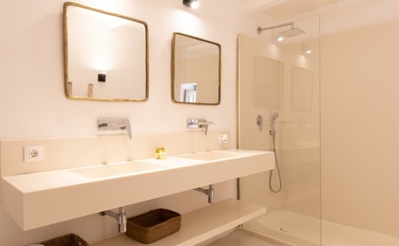 imgi_271_12a35d8b-dd5f-4d57-8179-8d5cf2acde48