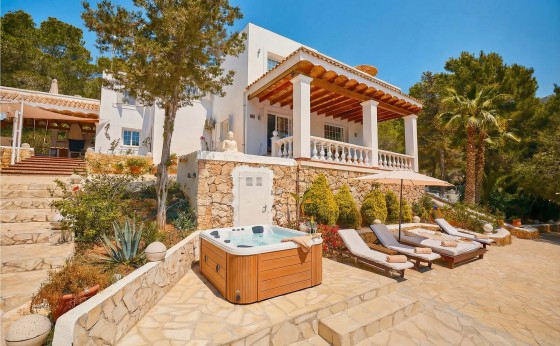 VillaCanParedesEivillas