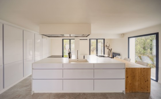 20250806155656000000_Kitchen2