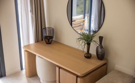 20250806155656000000_MasterBedroomMoods3