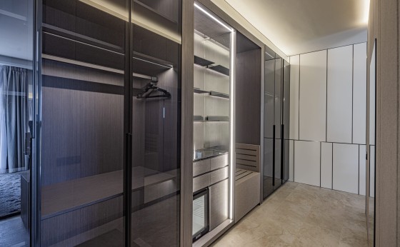 20250806155657000000_MasterWardrobe1