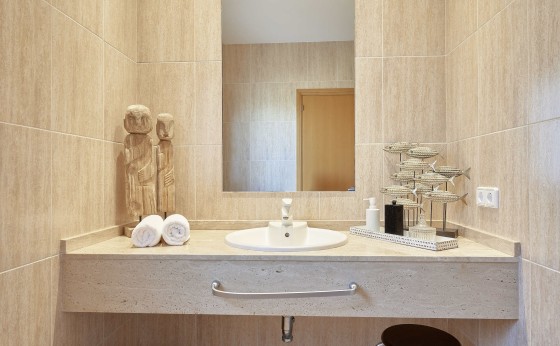 20190214105340000000_jesus181212435000px