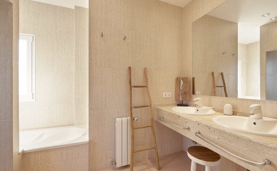 20190214105345000000_jesus181212525000px