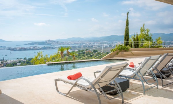 Villa Hilltop