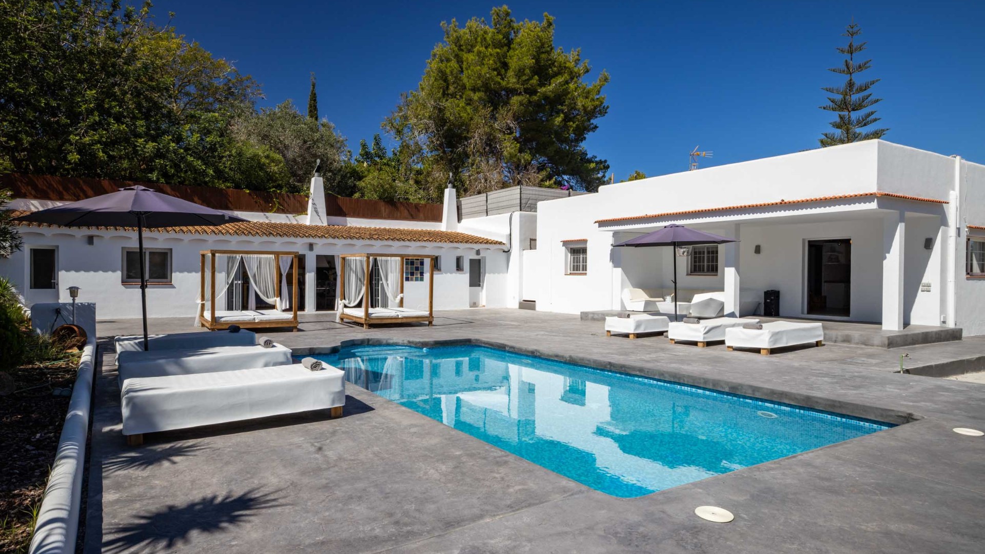 Villa Isabelle - Eivillas.com-12