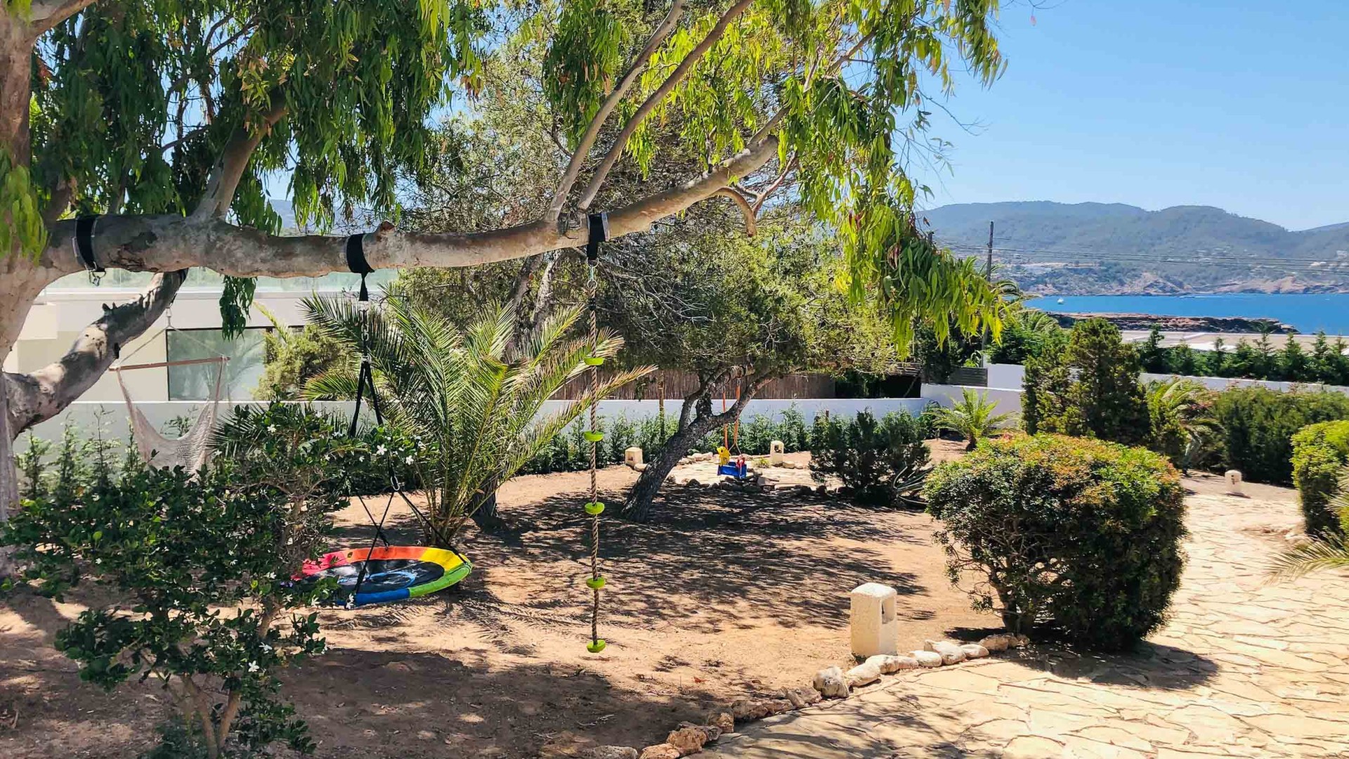VillaAroletaEivillas