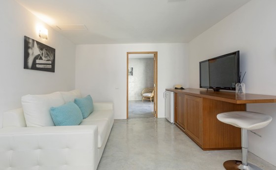 VLL050225180