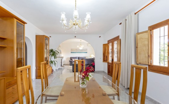 VILLA120319001