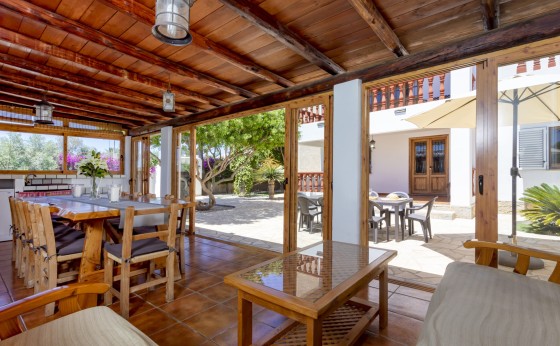 VILLA300519060
