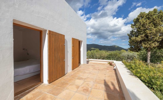 VILLA LANDSCAPE - Eivillas.com-10