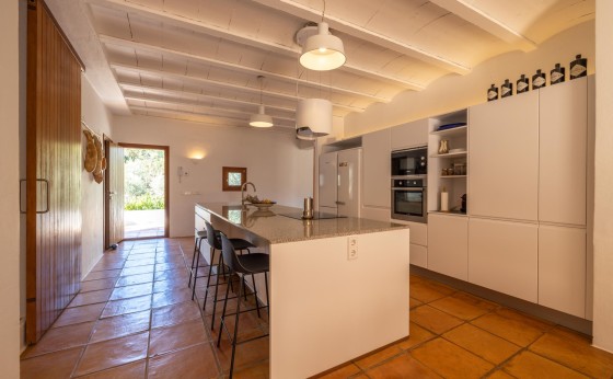 VILLA LANDSCAPE - Eivillas.com-2