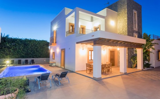 VILLA090218175