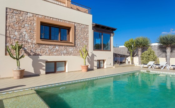 Villa9022017003