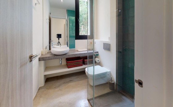 -VILLA-HIGUERASBathroom