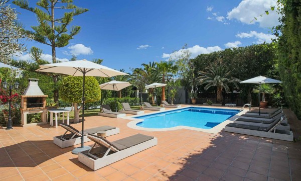 Villa Wicker 2