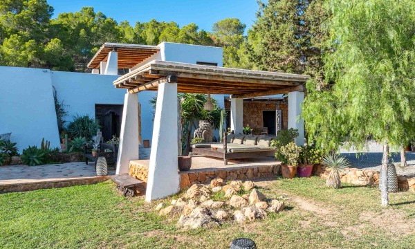 Villa Kumharas