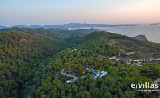 Villa Saladeta - DRONE EIVILLAS-5