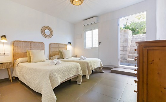 VLL304OCT23248