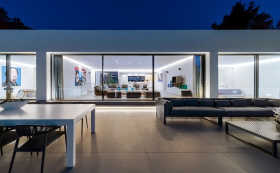 VILLA LUXE - Eivillas.com-10