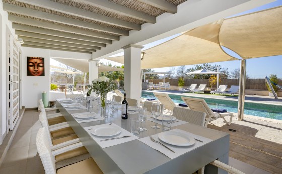 VILLA211223109